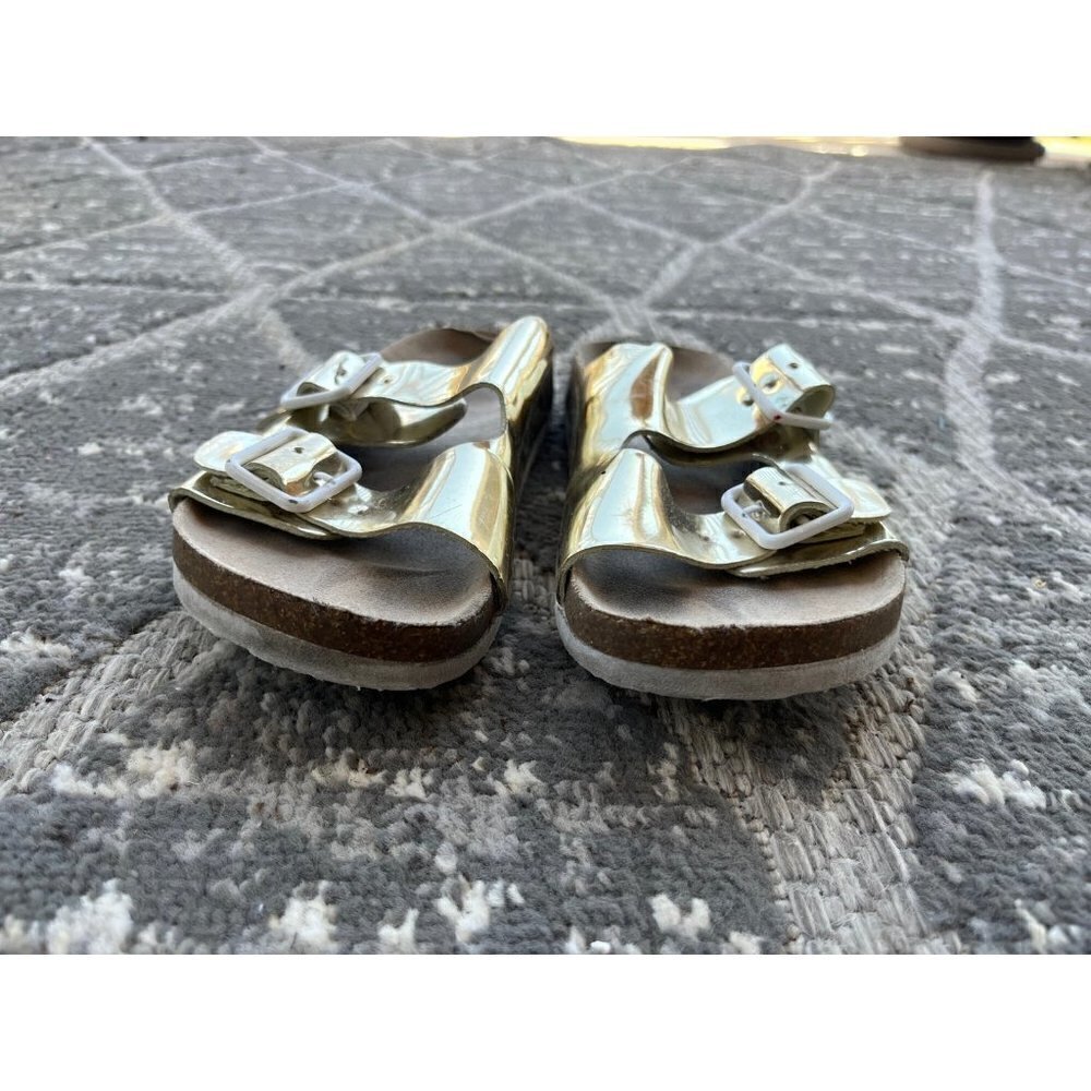 Girls Shoes - Picture 7 of 11